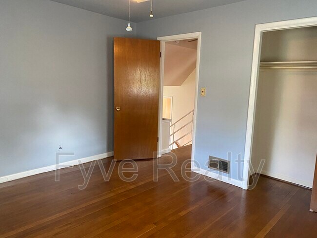 Building Photo - 2125 McKay St