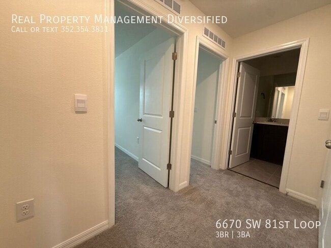 Building Photo - 6670 SW 81st Lp