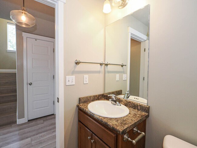 Building Photo - 3794 Lilac Heights Dr