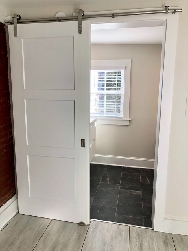 Building Photo - 143 Eastern Drive