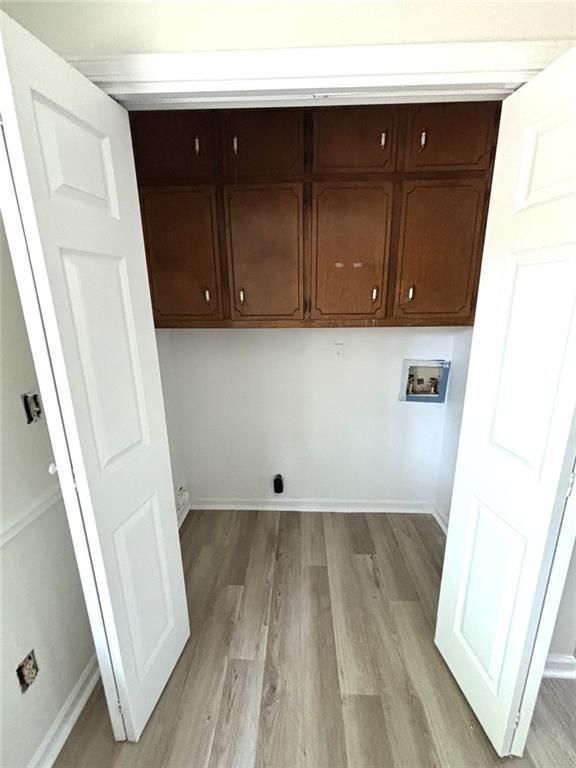 Building Photo - 2305 Eastgate Dr SW