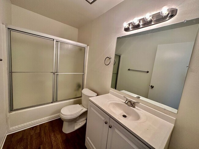 Building Photo - 1 Bedroom Home near SDSU!