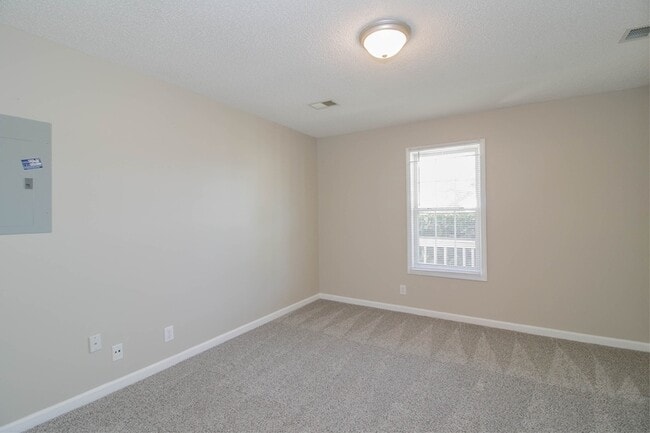 Building Photo - 1134 Keith Ave