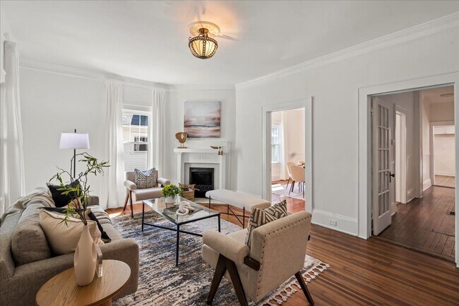 Building Photo - There is a Wow Factor in this Fully Renova...