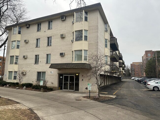 Building Photo - 8232 Niles Center Rd