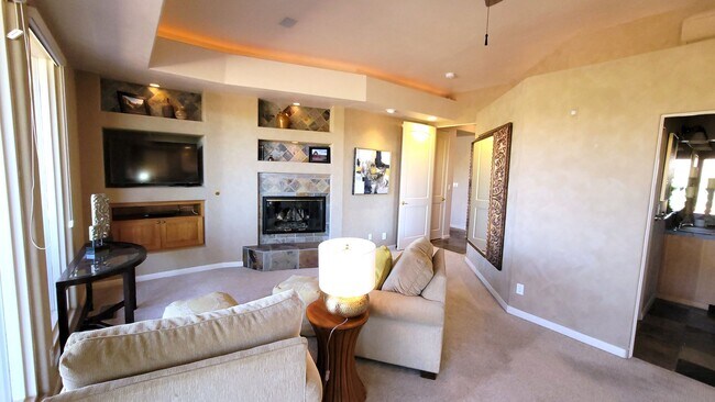 Building Photo - Paiute Springs at Entrada on Golf Course & FURNISHED!! 6-8 month lease available!