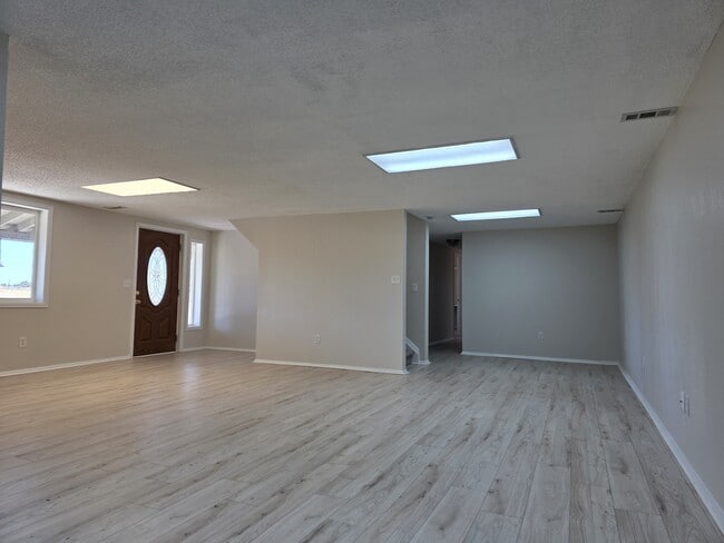 Building Photo - 6526 Arrowhead Trail