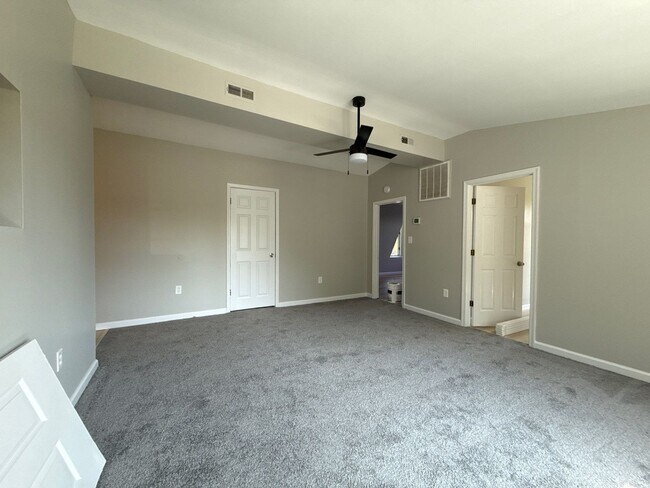 Building Photo - 12102 Belair Rd