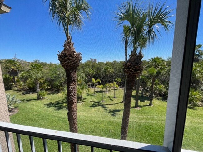 Building Photo - Beautiful Townhouse in Downtown Tampa