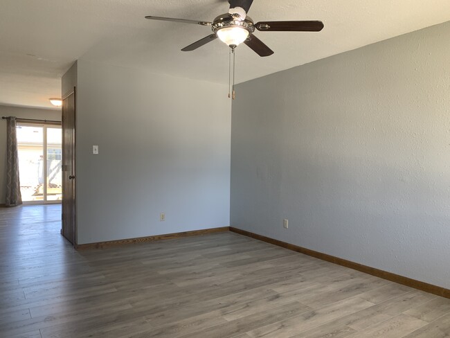 Living Room - 7936 Daniel Ct