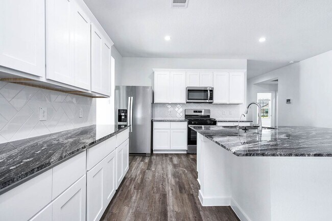 Building Photo - 1122 Fringed Bluestar Dr
