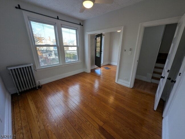 Building Photo - 124 2nd Ave