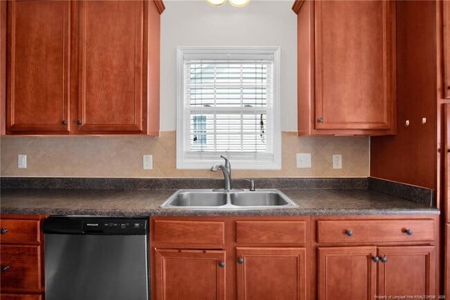 Building Photo - 1717 Kershaw Loop
