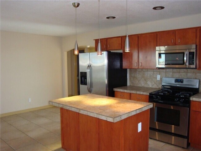 Building Photo - 3808 Tierra Allen Pl