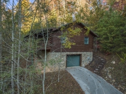 Building Photo - 338 Cherokee Cir