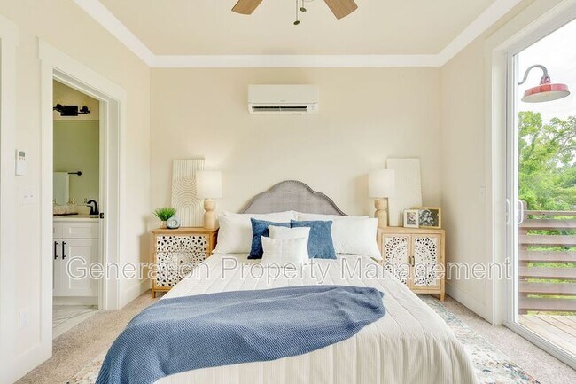 Building Photo - 733 N Market St