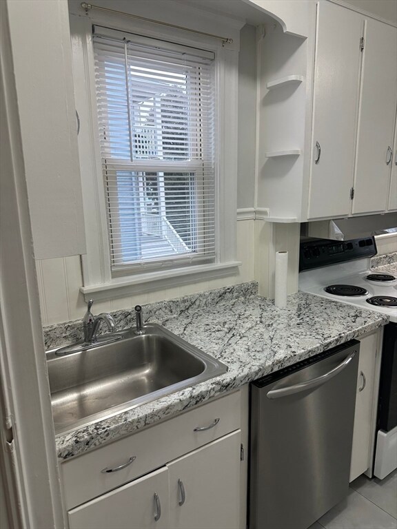 Building Photo - 36 Raymond Ave