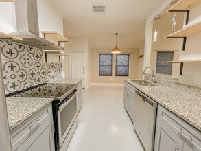 Building Photo - 15325 Kamary Ln