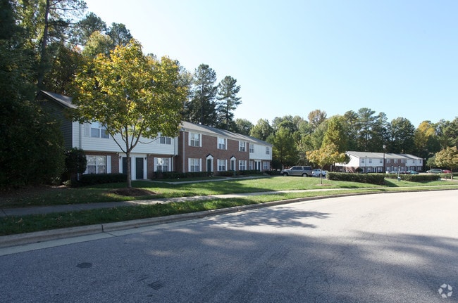 Building Photo - Boundary Village