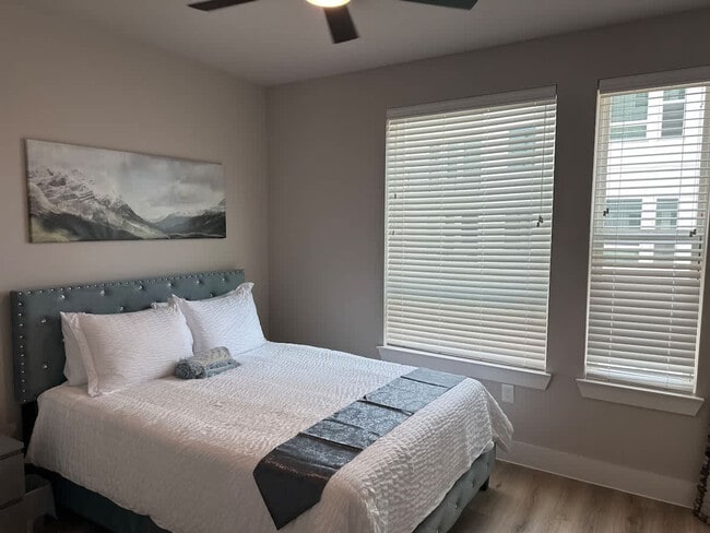 Building Photo - 12208 Tech Ridge Blvd