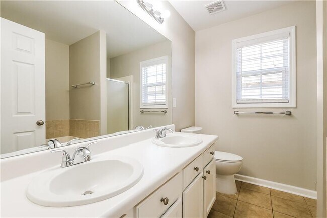 Building Photo - 3352 Summit Creek Ln