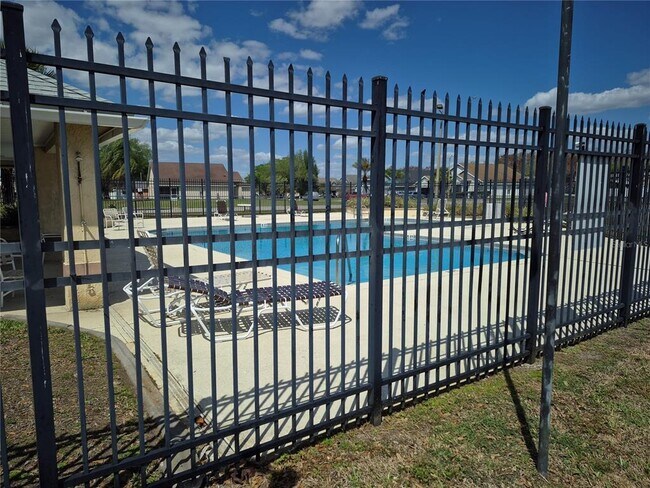 Building Photo - 2710 Rismen Ct