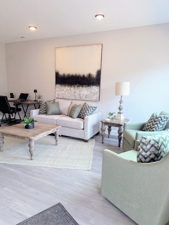 Building Photo - Dawson Creek Apartments