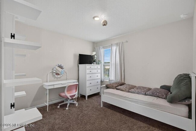Building Photo - 14 Jarama Cir