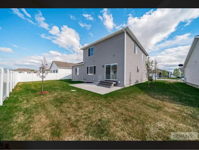 Building Photo - 2845 Brooklyn St