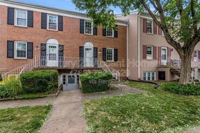 Building Photo - 14447 Cool Oak Ln