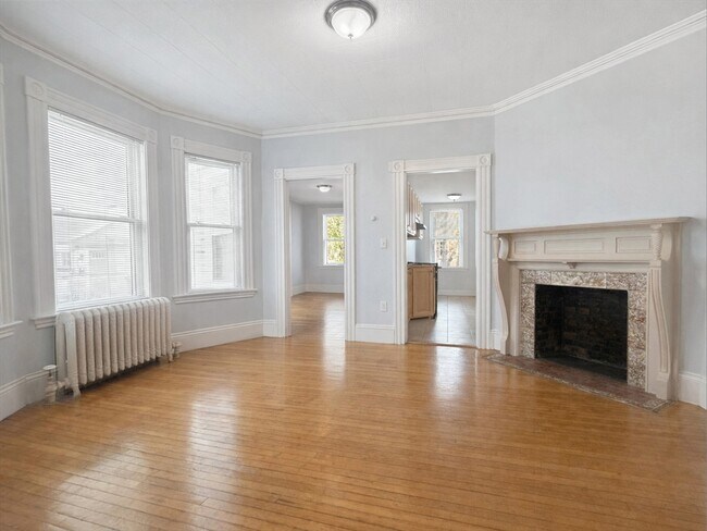 Building Photo - 7 Judson St