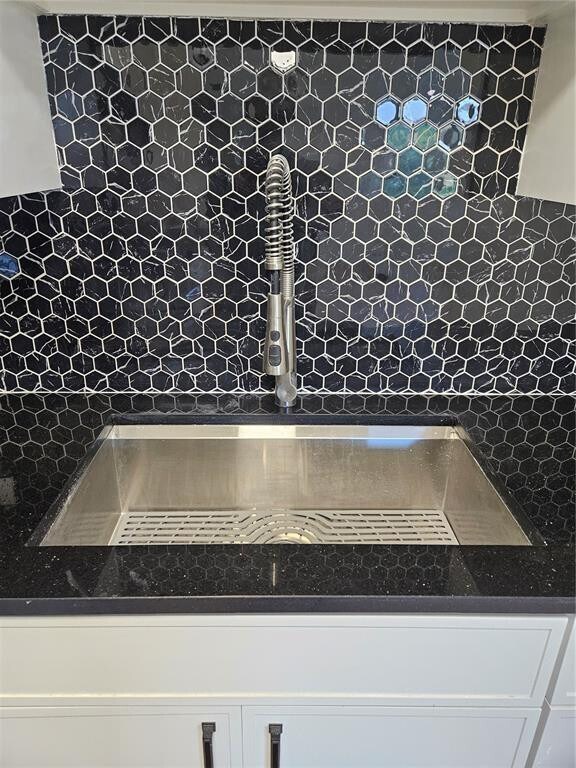 Building Photo - 10680 SW 4th St