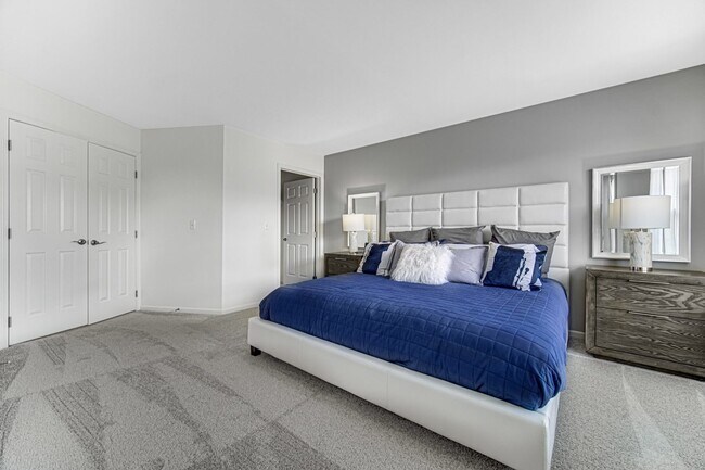 Building Photo - 122 Brahms Ct