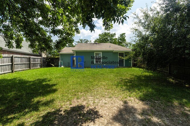 Building Photo - 2 Bed/1 Bath in Barnett Bend in Brandon