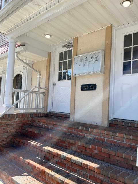 Primary Photo - 202 Cattell St