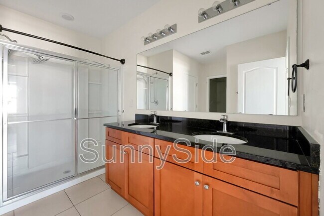 Building Photo - 318 Briar Patch Lp