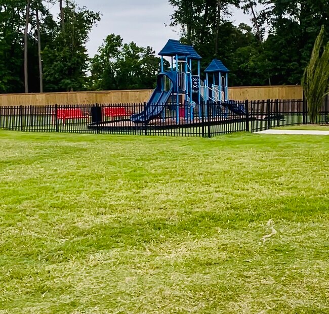 Building Photo - 22342 Clear Castle Dr