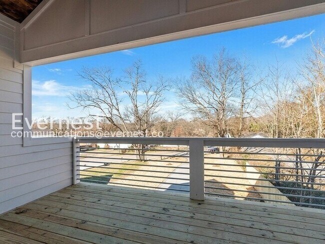 Building Photo - 3-Bed/3-Bath Home/Available Soon!