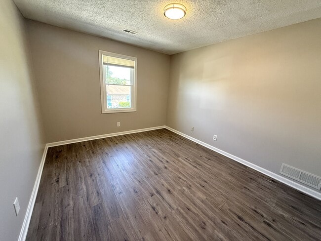 Building Photo - 705 Gordon Smith Blvd
