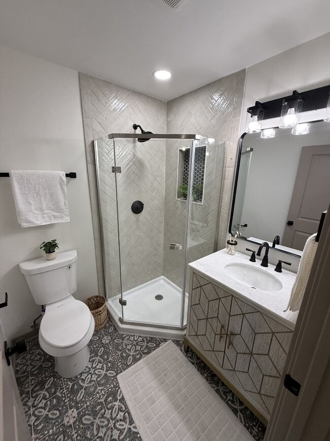 Building Photo - 939 S Fletcher Dr