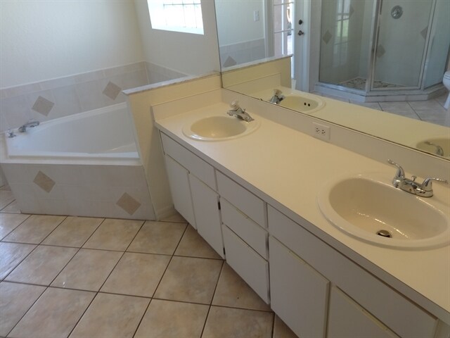 Building Photo - 816 Elm Forest Dr