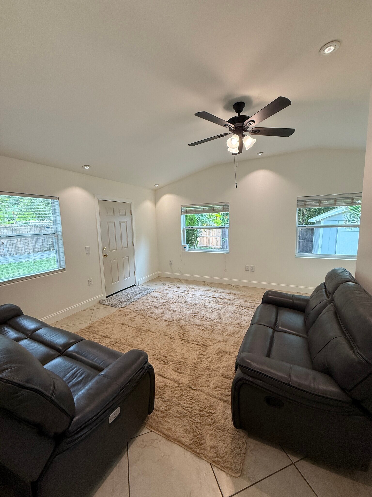 Building Photo - 2315 Carroll Pl