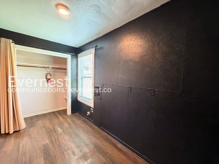 Building Photo - 106 Co Rd 425