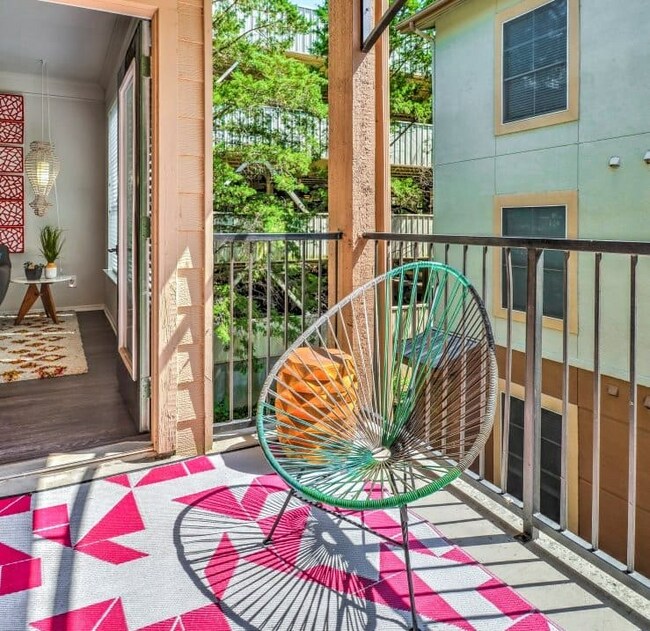 Building Photo - 1221 S Congress Ave