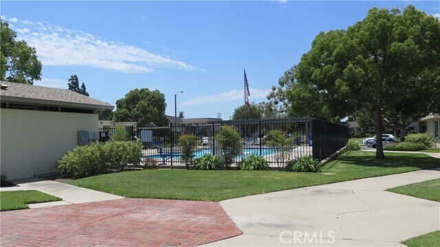 Building Photo - 9684 Paseo De Oro