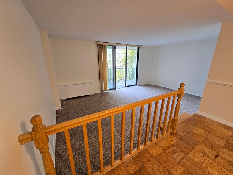 Building Photo - 2201 L St NW