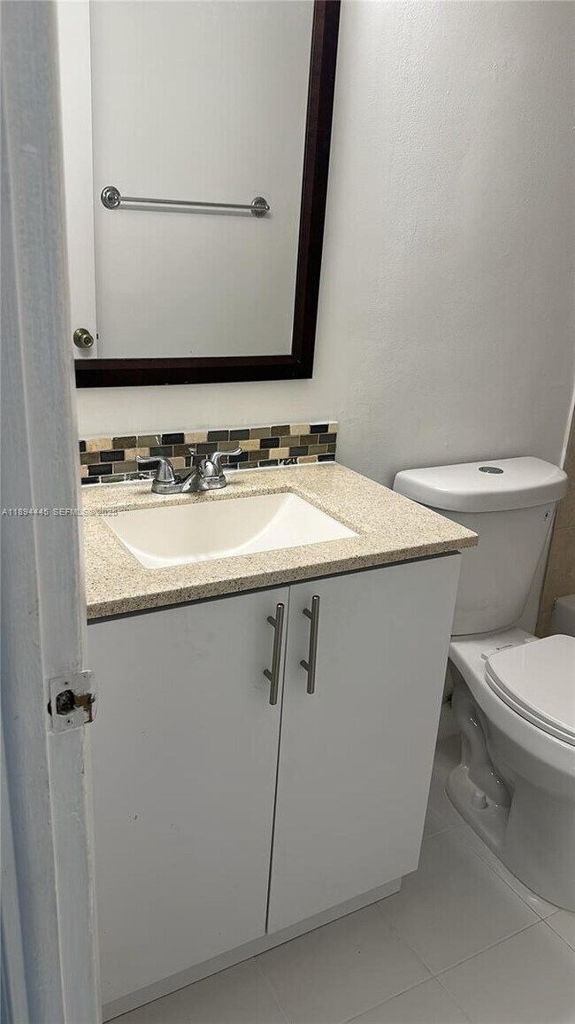 Building Photo - 8301 SW 142nd Ave