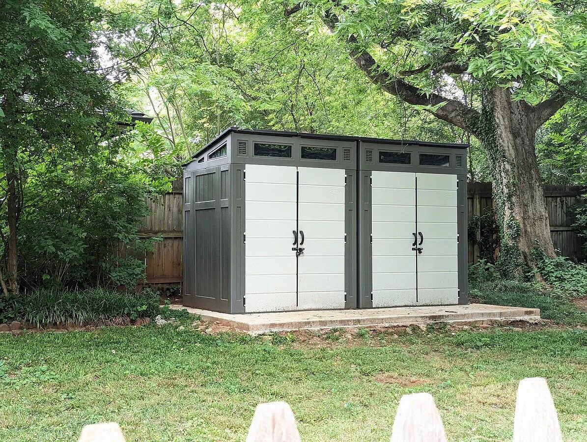 Storage sheds - 732 S Candler St