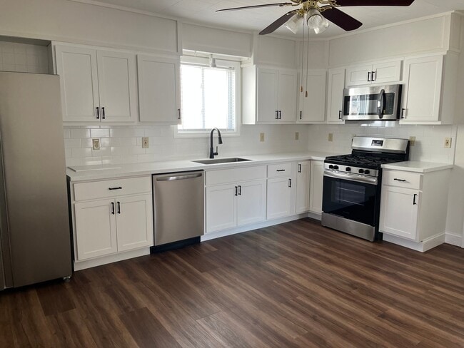 Building Photo - 49 Middlesex St