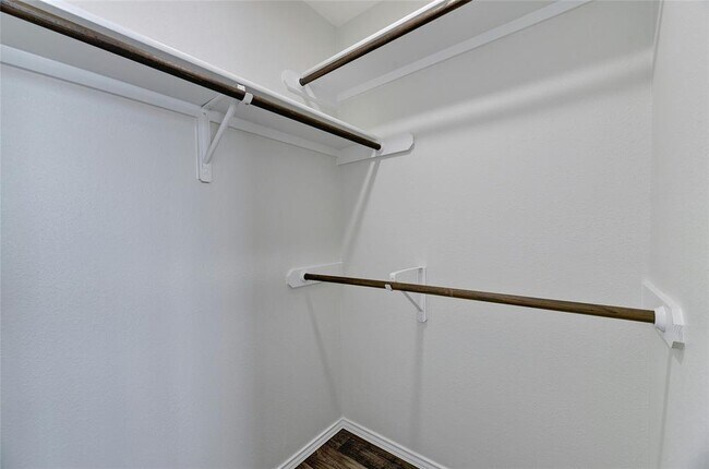 Building Photo - 9716 Sugar Hill Dr